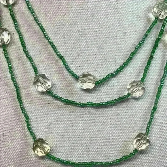 Vintage Green Seed Bead and Clear Faceted Crystals - Picture 2 of 5
